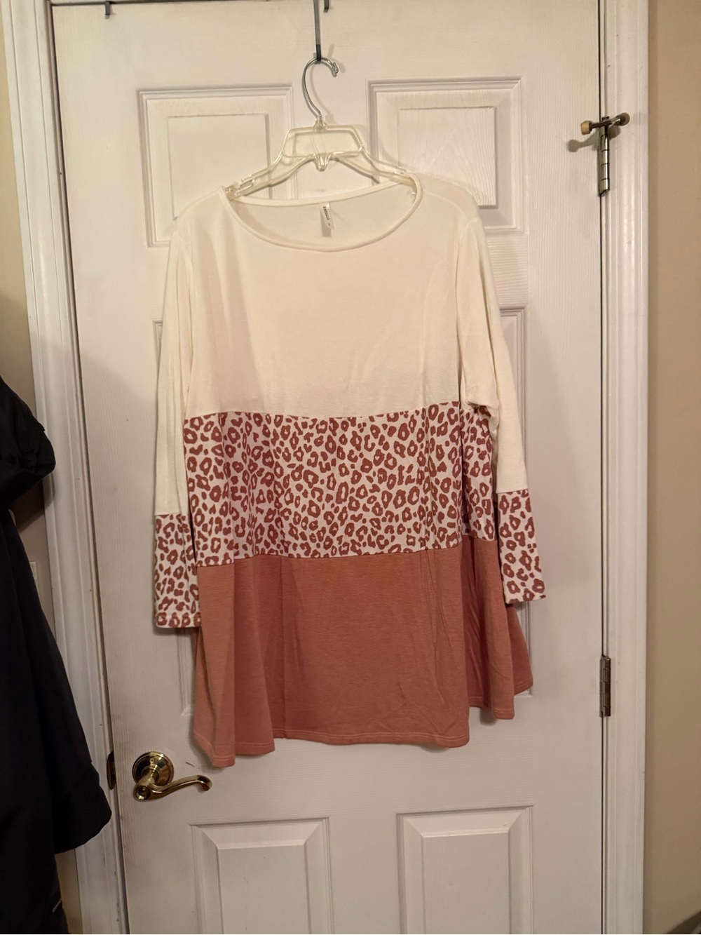 Brand new women’s size 1x boutique top